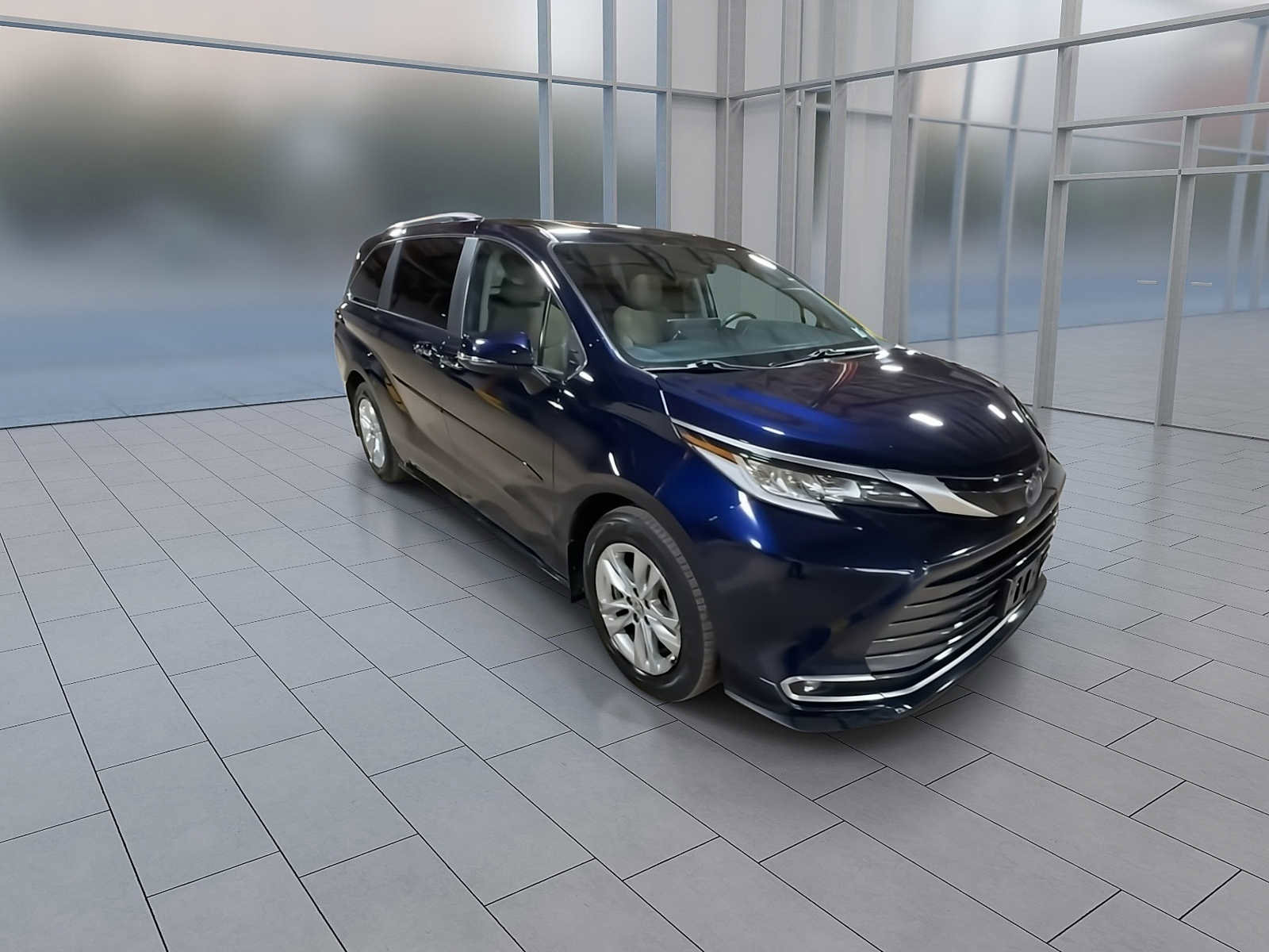 Used 2023 Toyota Sienna Limited w/ Protection Package (TMS) AWD/4WD image 2