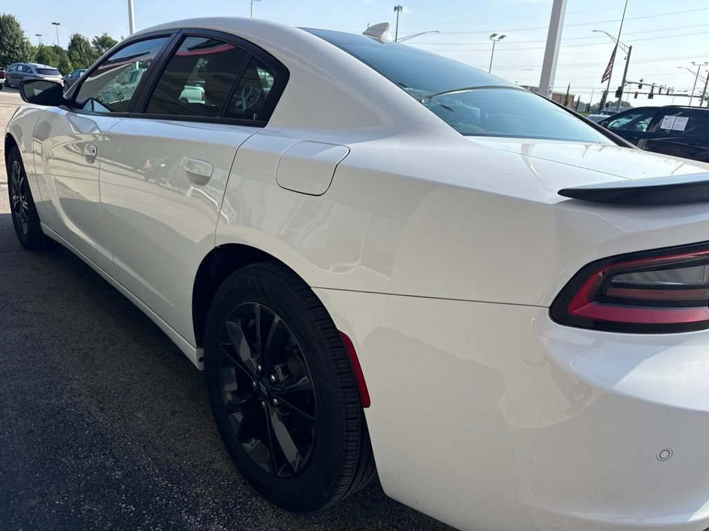 Used 2022 Dodge Charger SXT w/ Blacktop Package AWD/4WD image 5