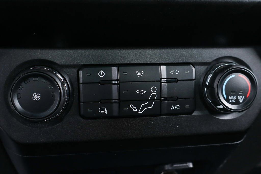 Used 2019 Ford F550 2WD Regular Cab Super Duty image 32