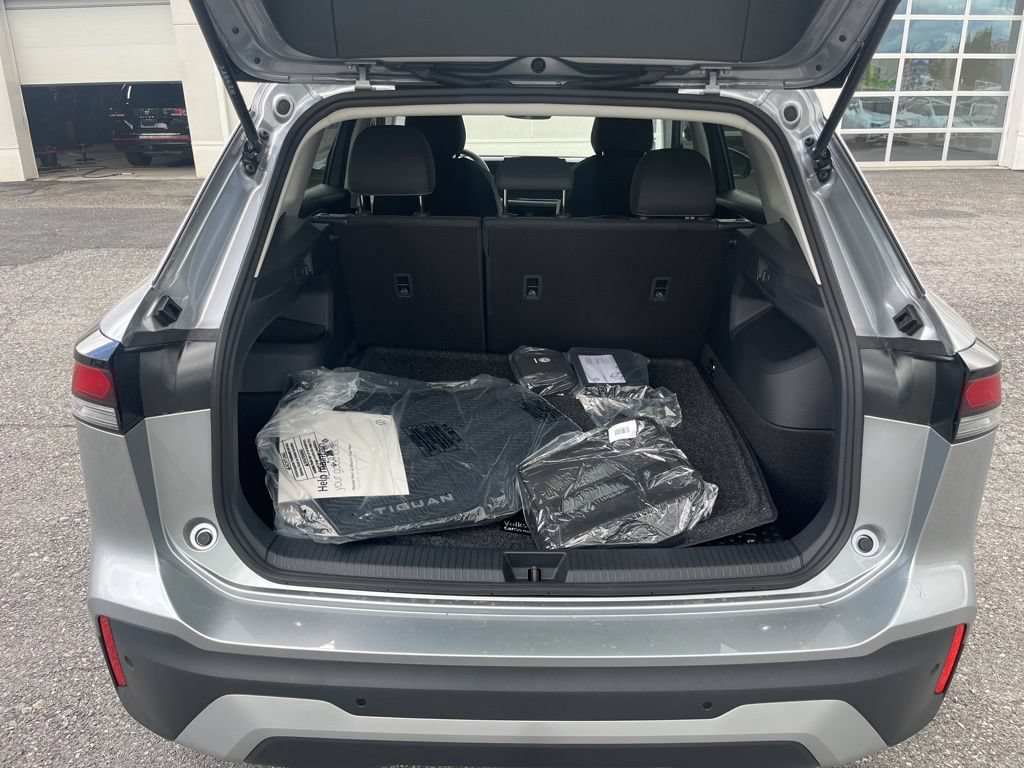 New 2026 Volkswagen Tiguan S AWD/4WD image 16
