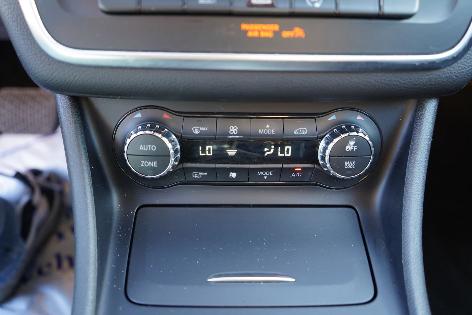 Used 2016 Mercedes-Benz GLA 250 image 12