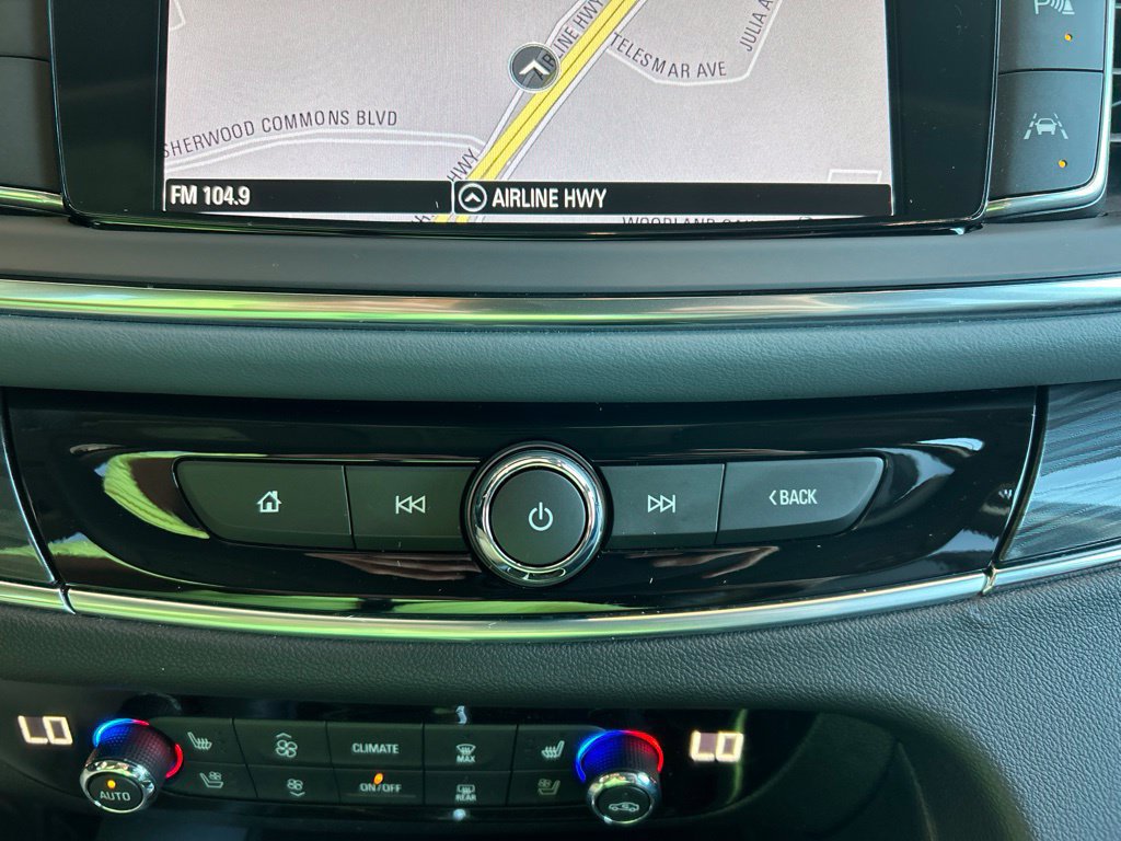 Used 2018 Buick Enclave Premium FWD image 18