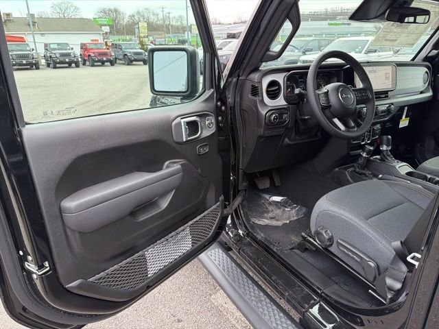 New 2026 Jeep Gladiator Sport image 12