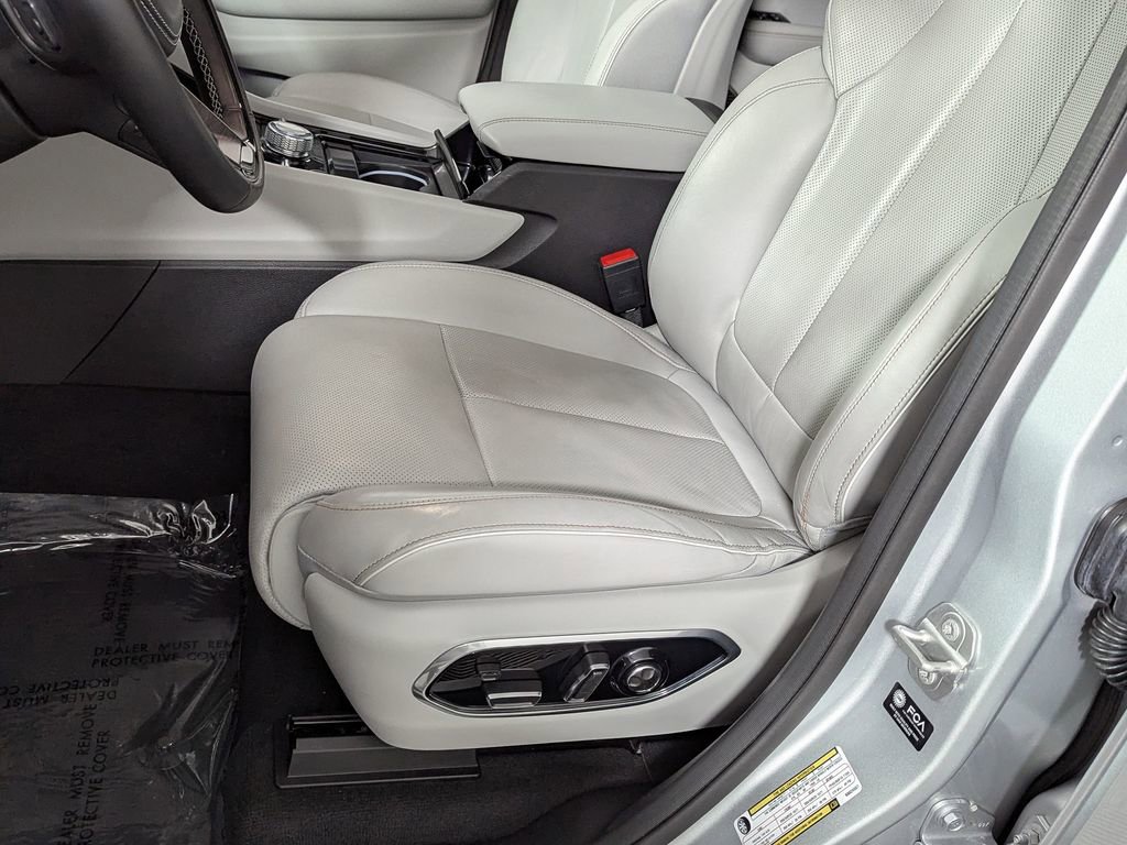 Used 2022 Jeep Grand Cherokee Overland w/ Adv Protech Group III image 20