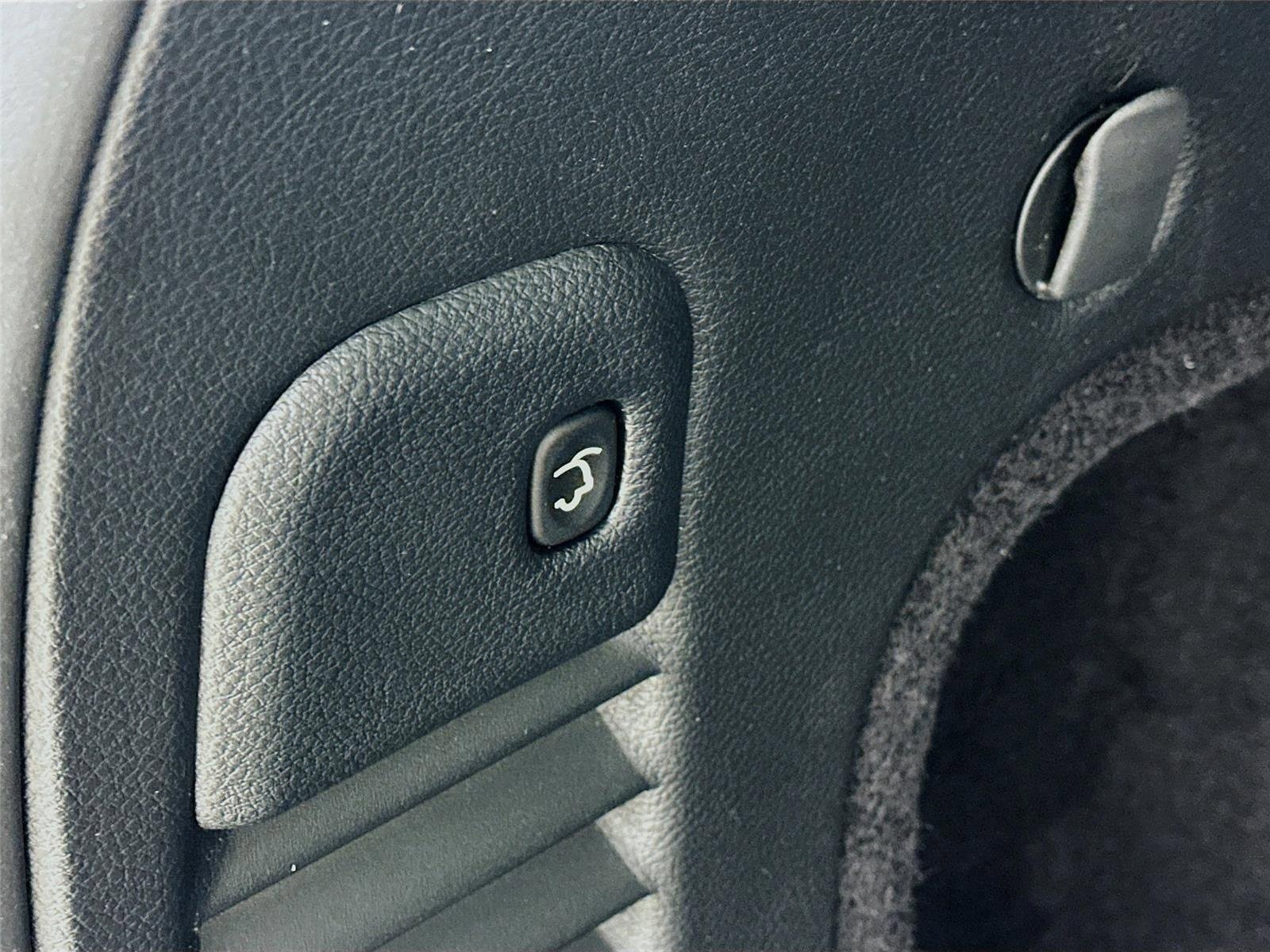 Used 2020 Jeep Grand Cherokee Limited X image 36