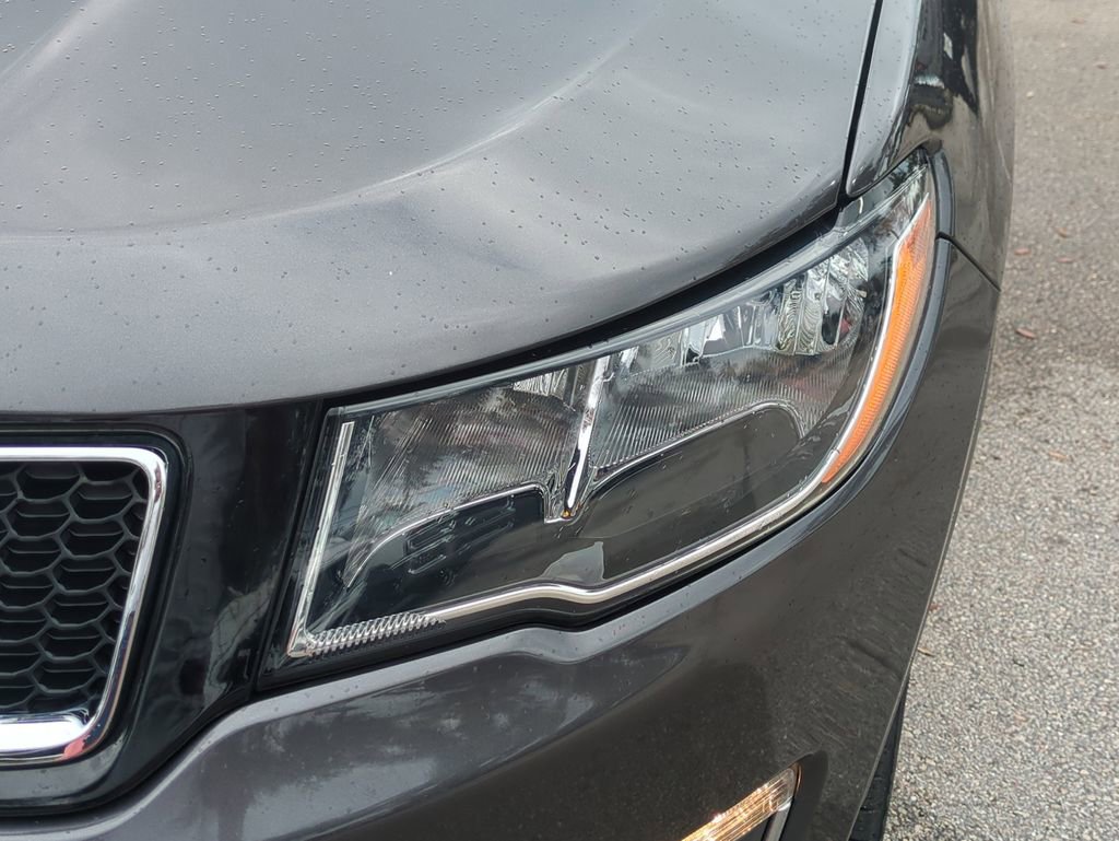 Used 2020 Jeep Compass Limited image 11