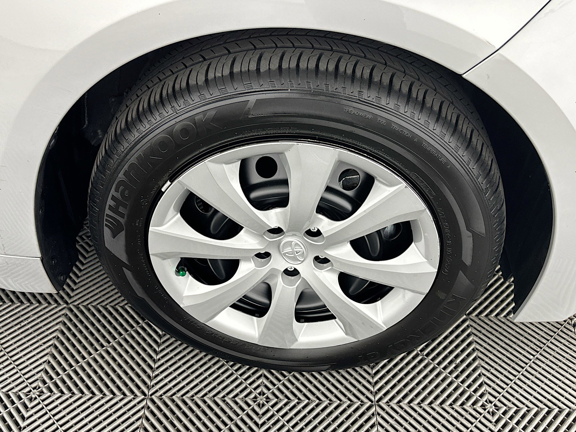 Used 2024 Toyota Corolla LE image 11