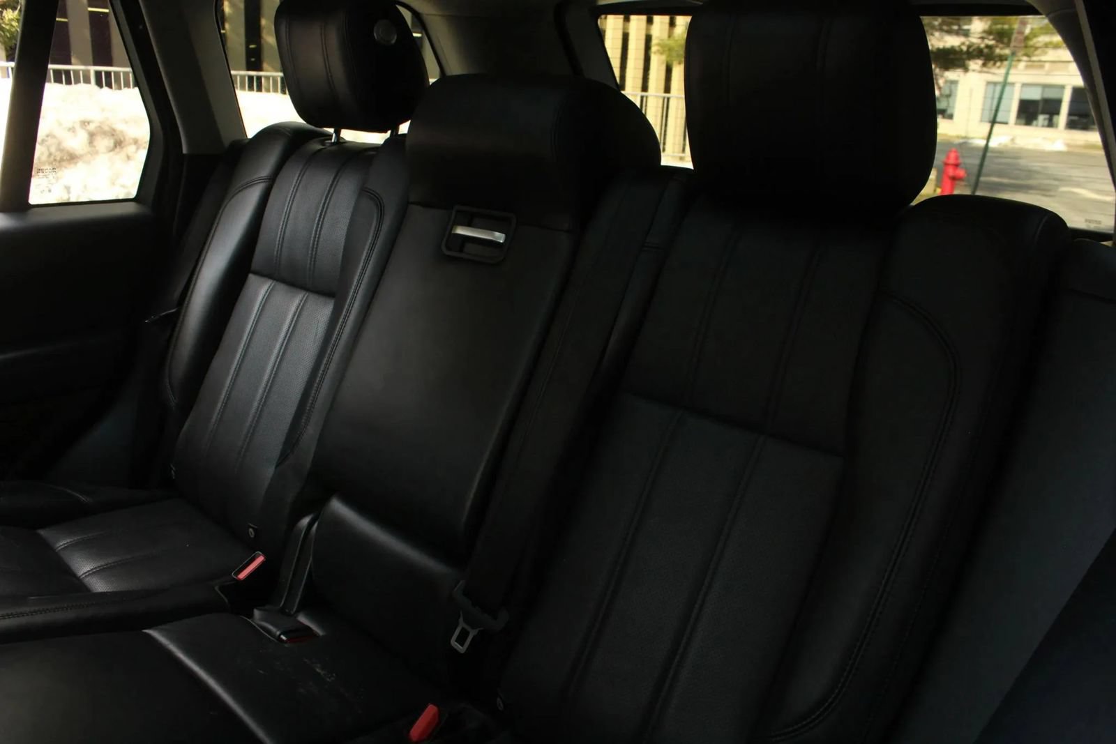 Used 2016 Land Rover Range Rover Supercharged AWD/4WD image 16