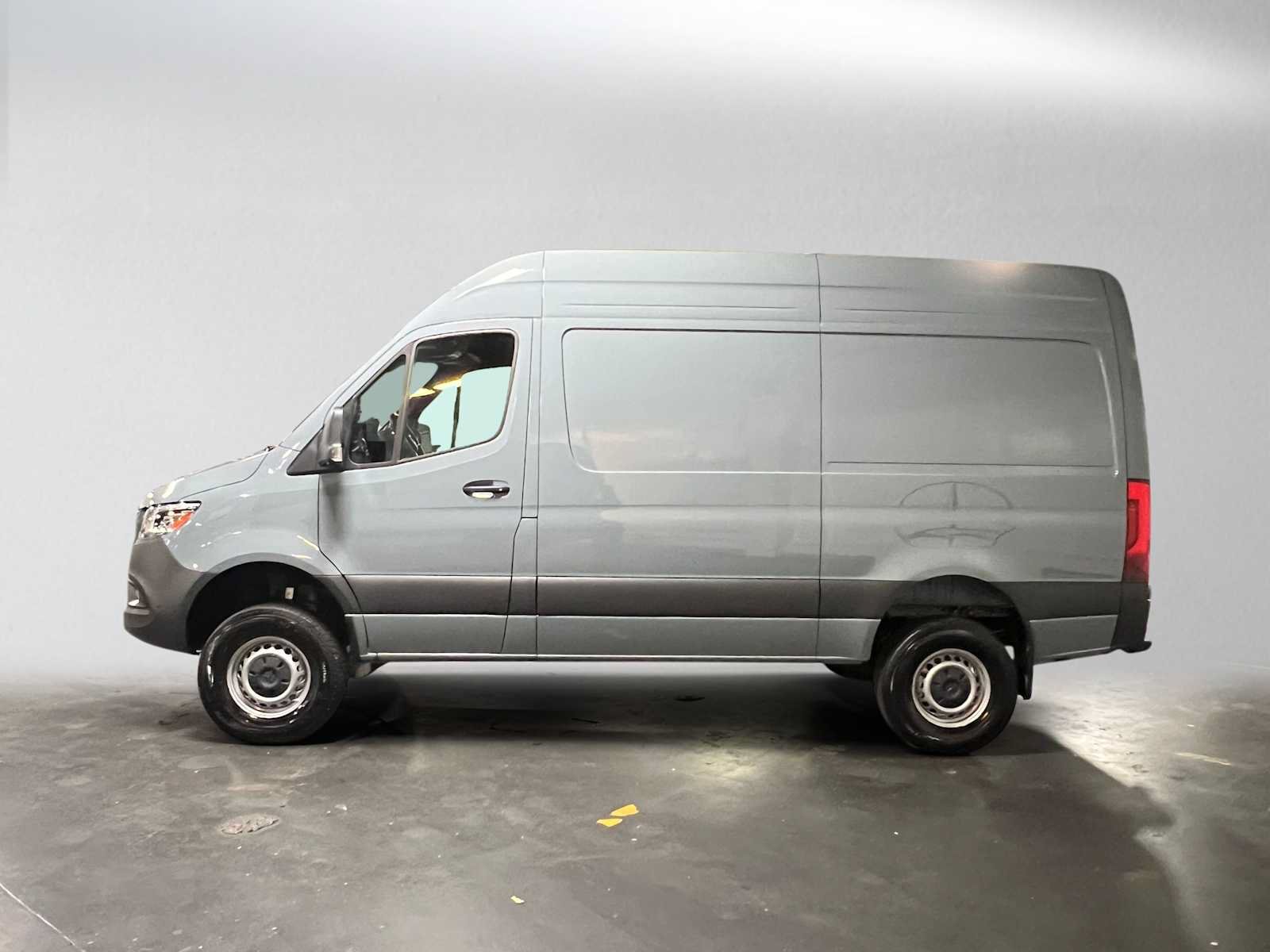 Used 2026 Mercedes-Benz Sprinter 2500 image 6