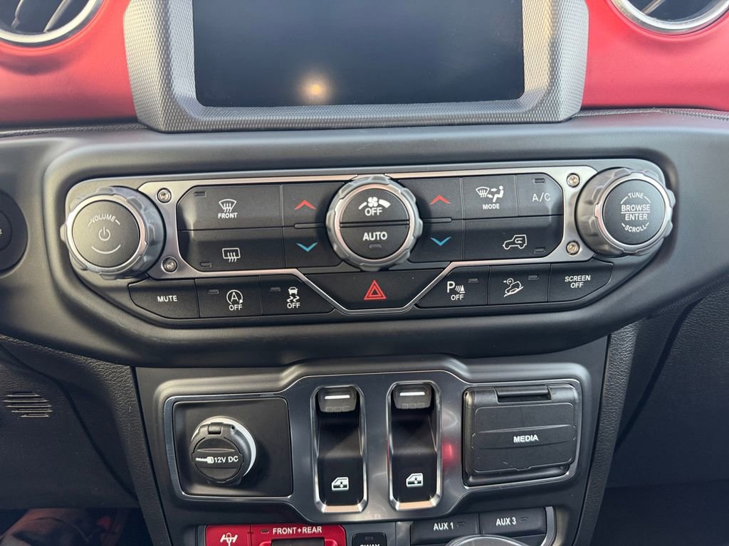 Used 2020 Jeep Wrangler Rubicon w/ LED Lighting Group image 16