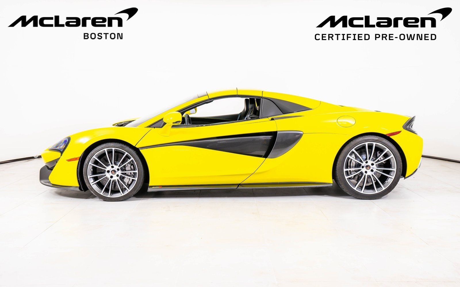 Used 2018 McLaren 570S Spider image 3