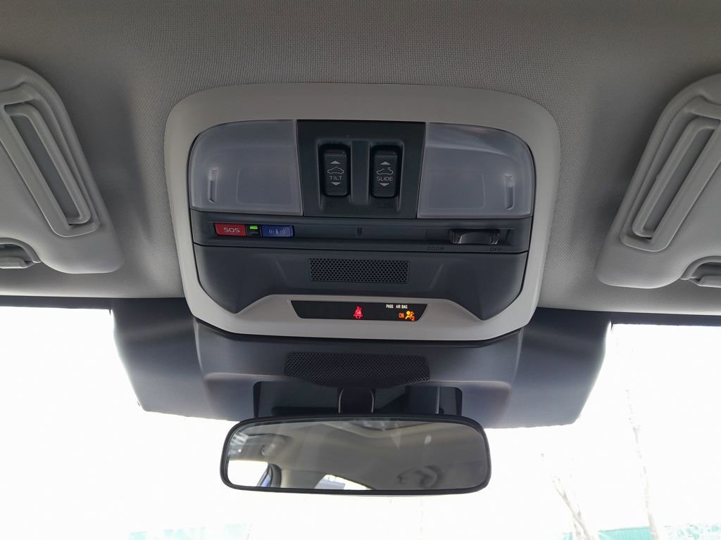 Used 2024 Subaru Crosstrek 2.0i Premium image 36