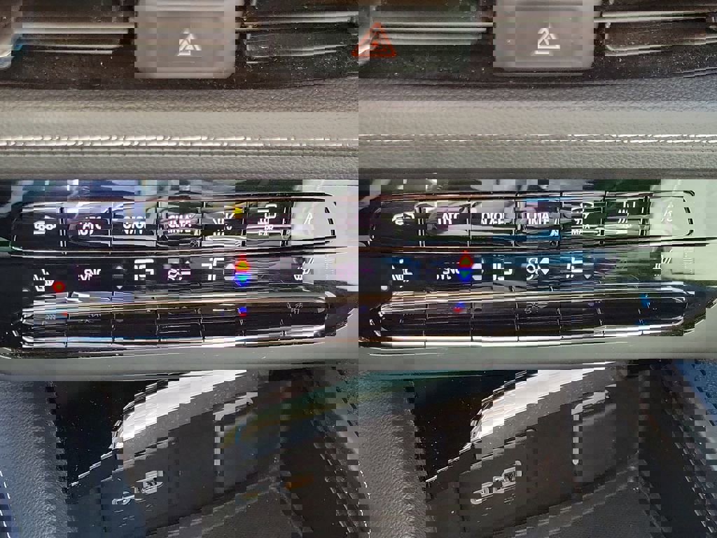 Certified 2023 Buick Envision Preferred w/ Sport Touring Package AWD/4WD image 29