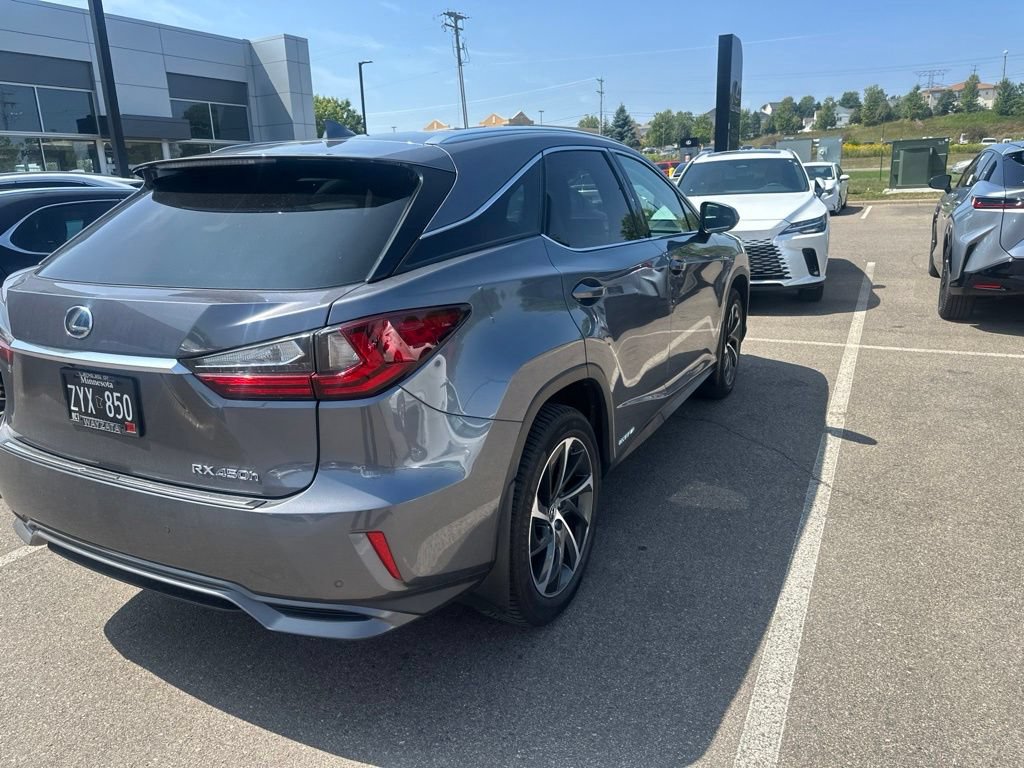 Used 2019 Lexus RX 450h AWD image 16