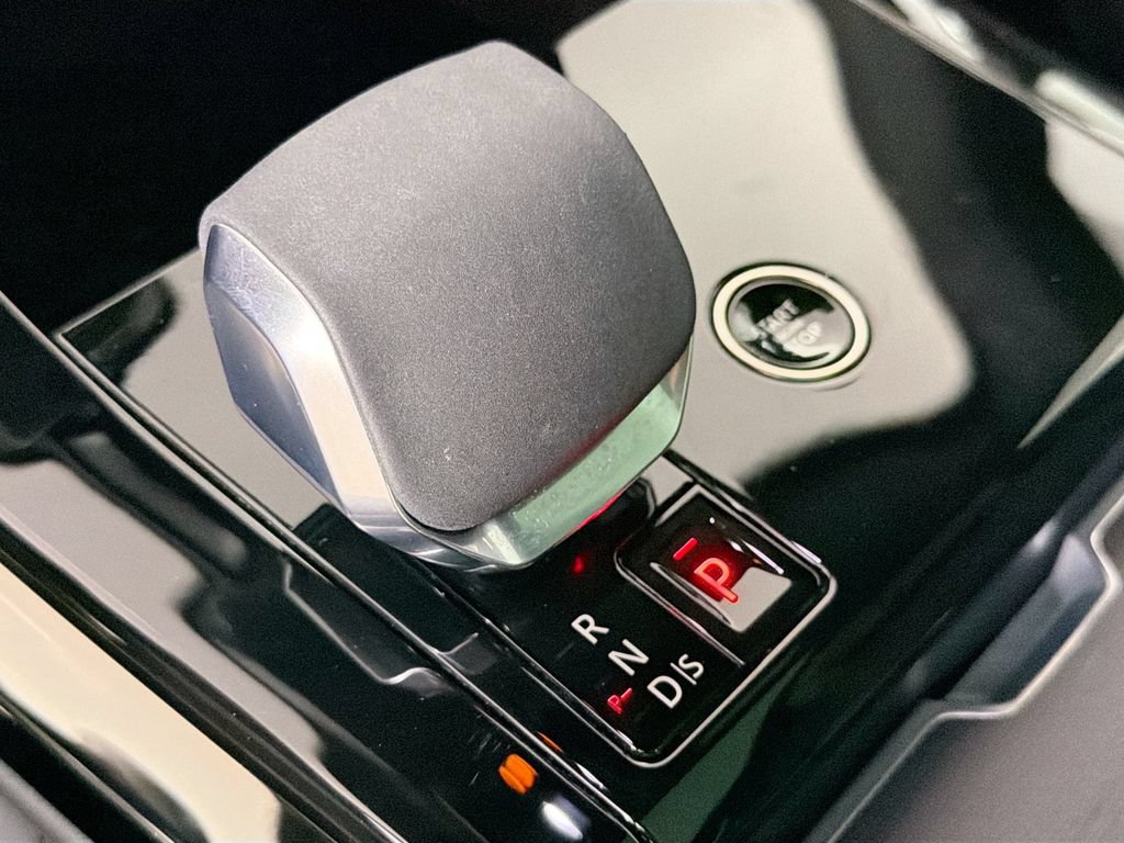 Certified 2024 Land Rover Range Rover Sport SE AWD/4WD image 17