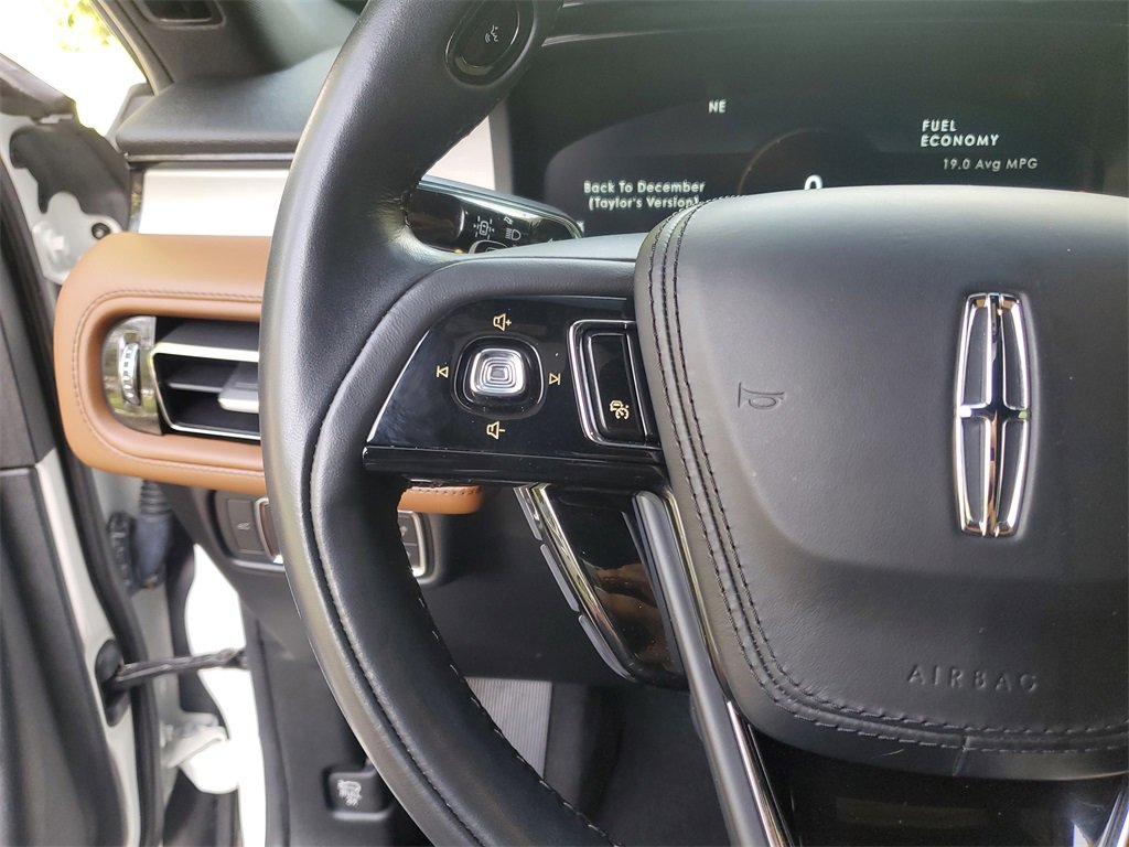 Certified 2023 Lincoln Aviator Reserve w/ Equipment Group 201A image 24