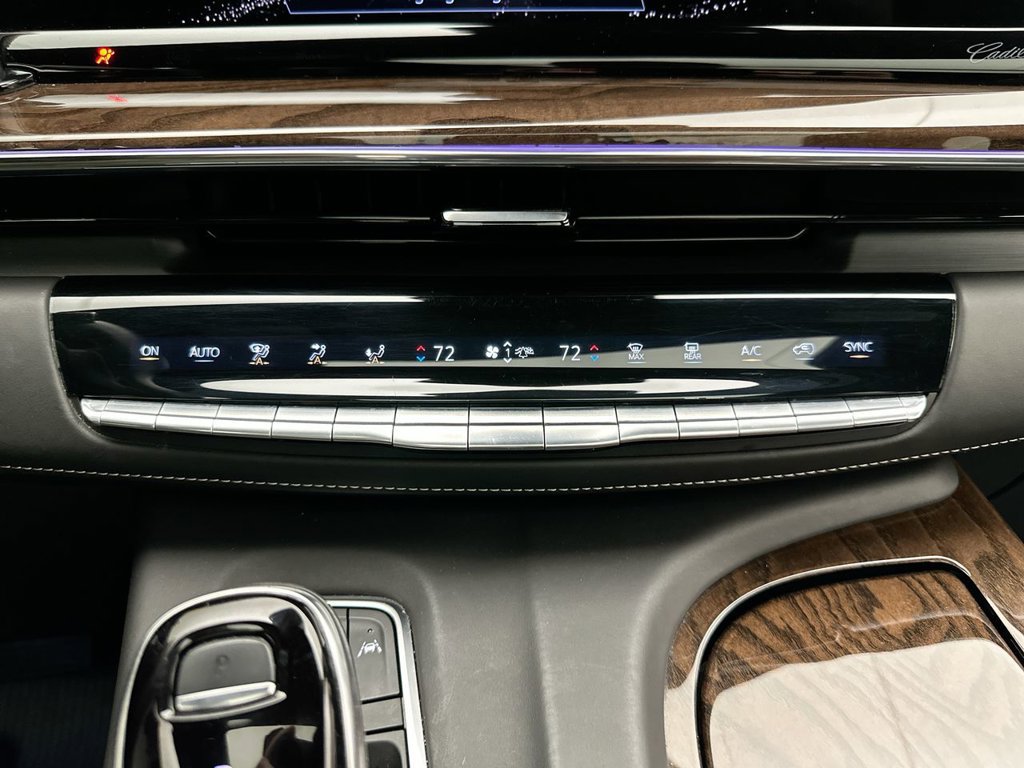 Used 2021 Cadillac Escalade Sport Platinum w/ Heavy-Duty Trailer Package AWD/4WD image 27