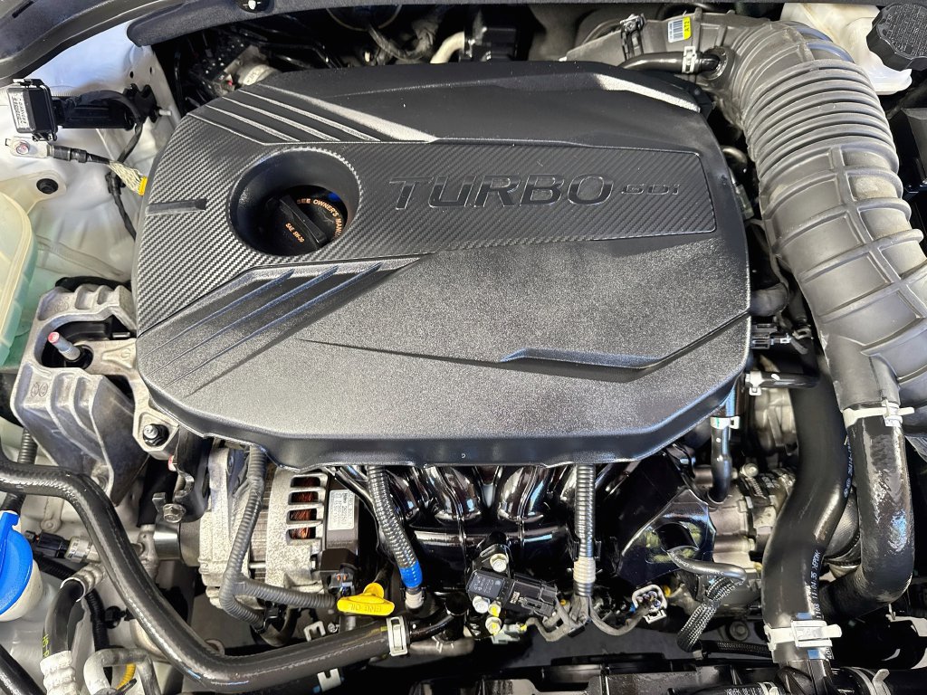 Used 2019 Hyundai Veloster Turbo FWD image 38