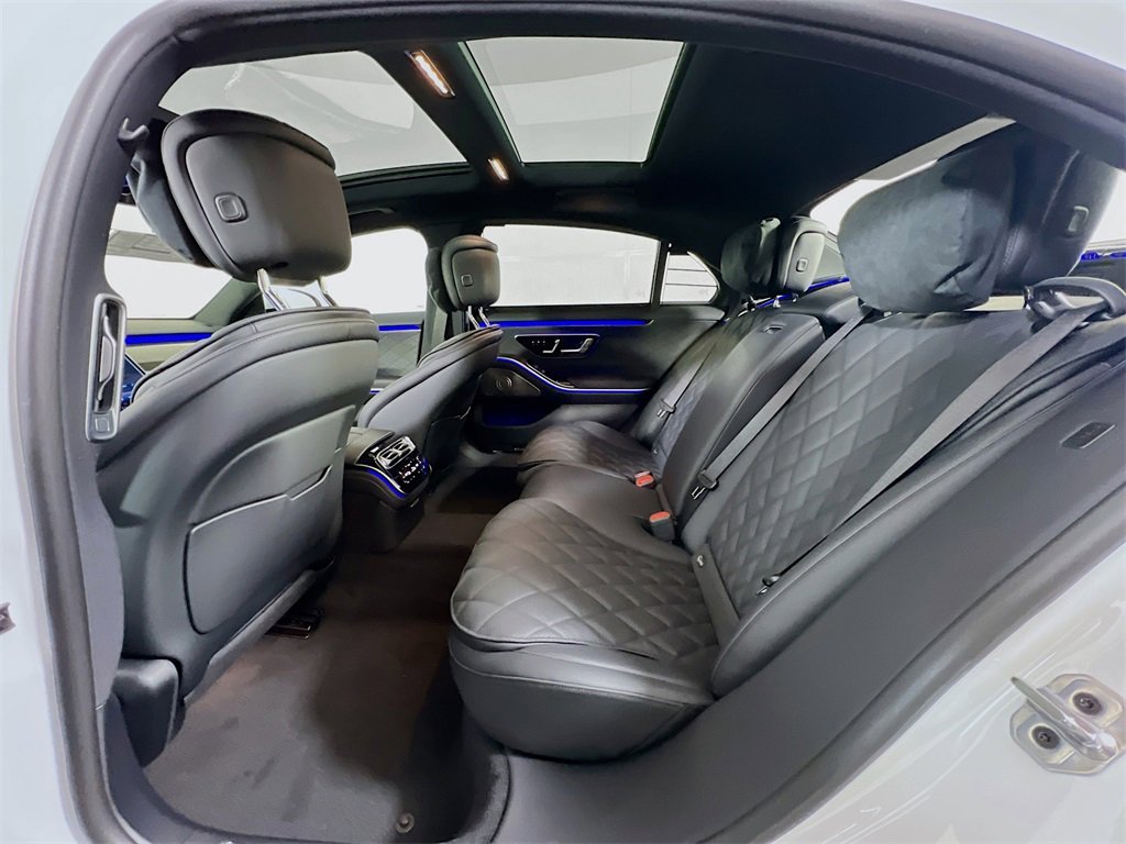 New 2025 Mercedes-Benz S 580 4MATIC Sedan image 24