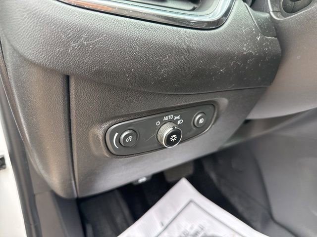 Used 2020 Chevrolet Equinox LT image 26