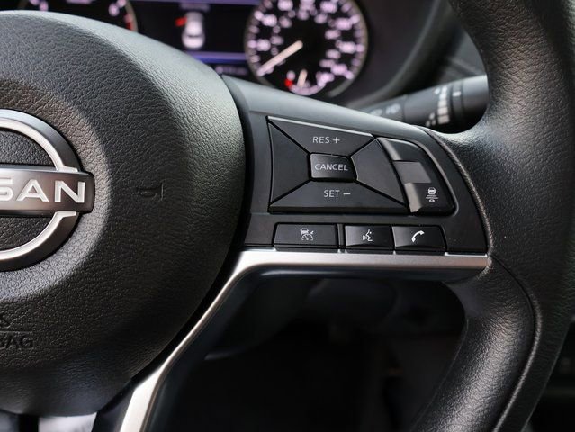 Used 2025 Nissan Sentra SV image 33