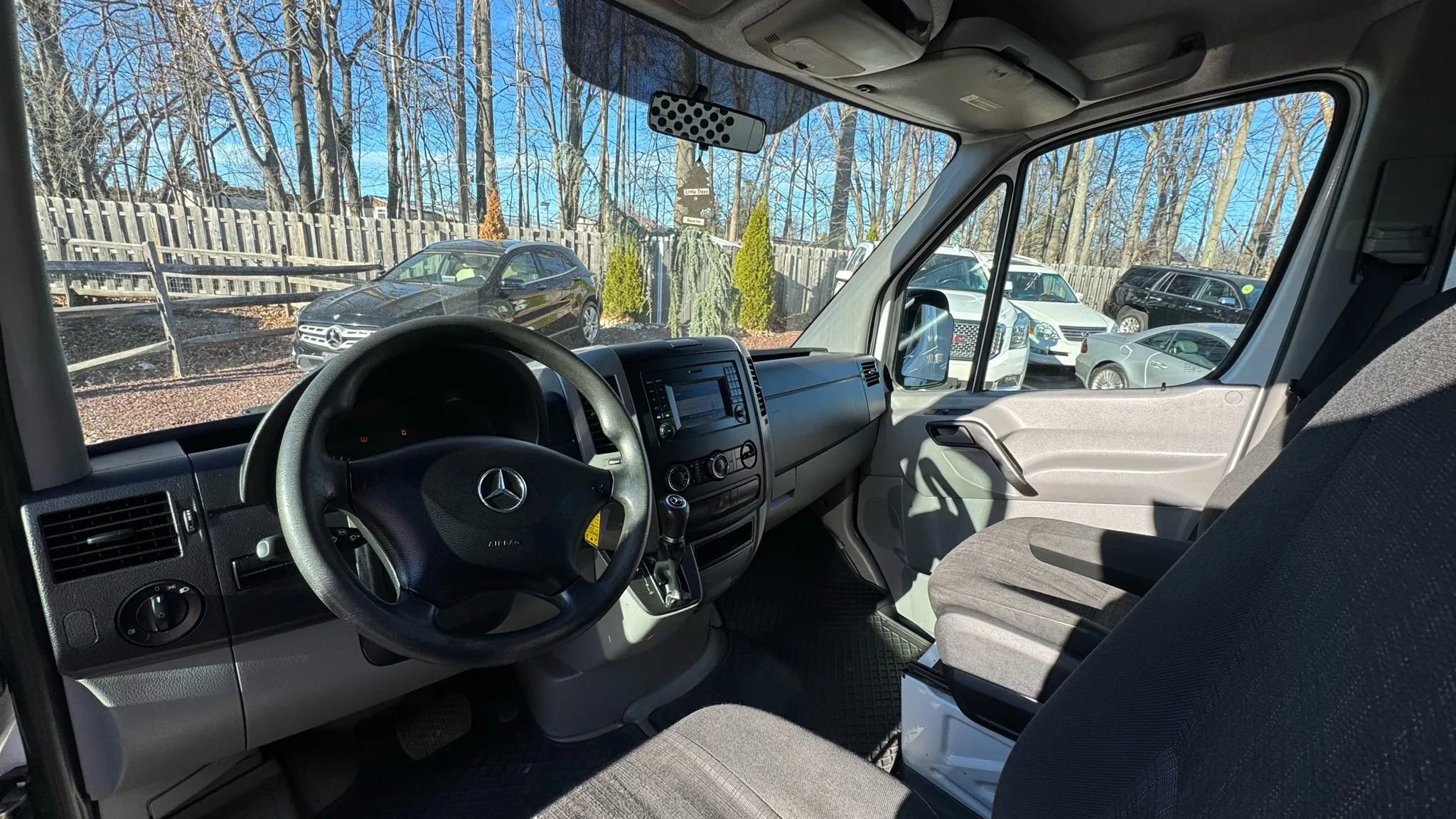 Used 2014 Mercedes-Benz Sprinter 2500 image 13