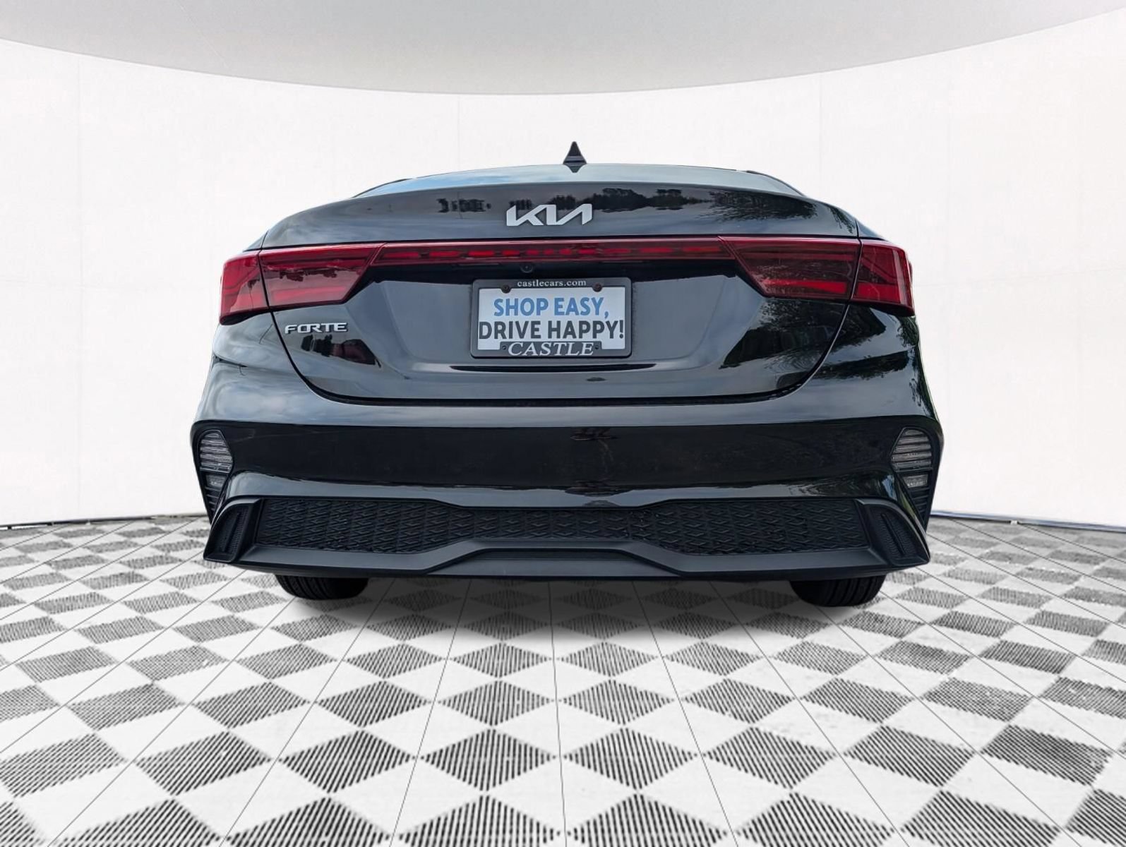 Used 2023 Kia Forte LXS FWD image 9