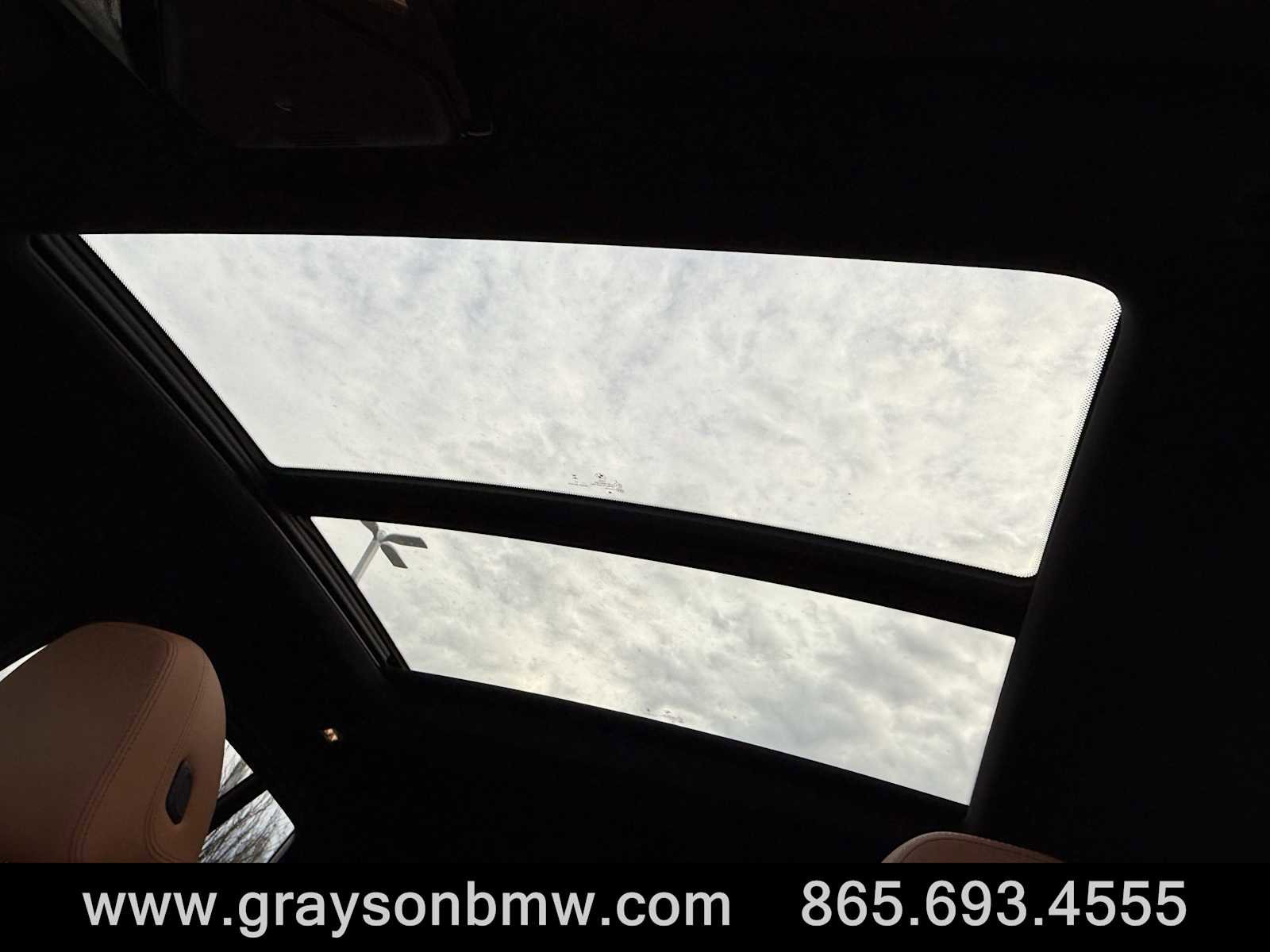 Used 2025 BMW X4 M40i w/ Premium Package image 28