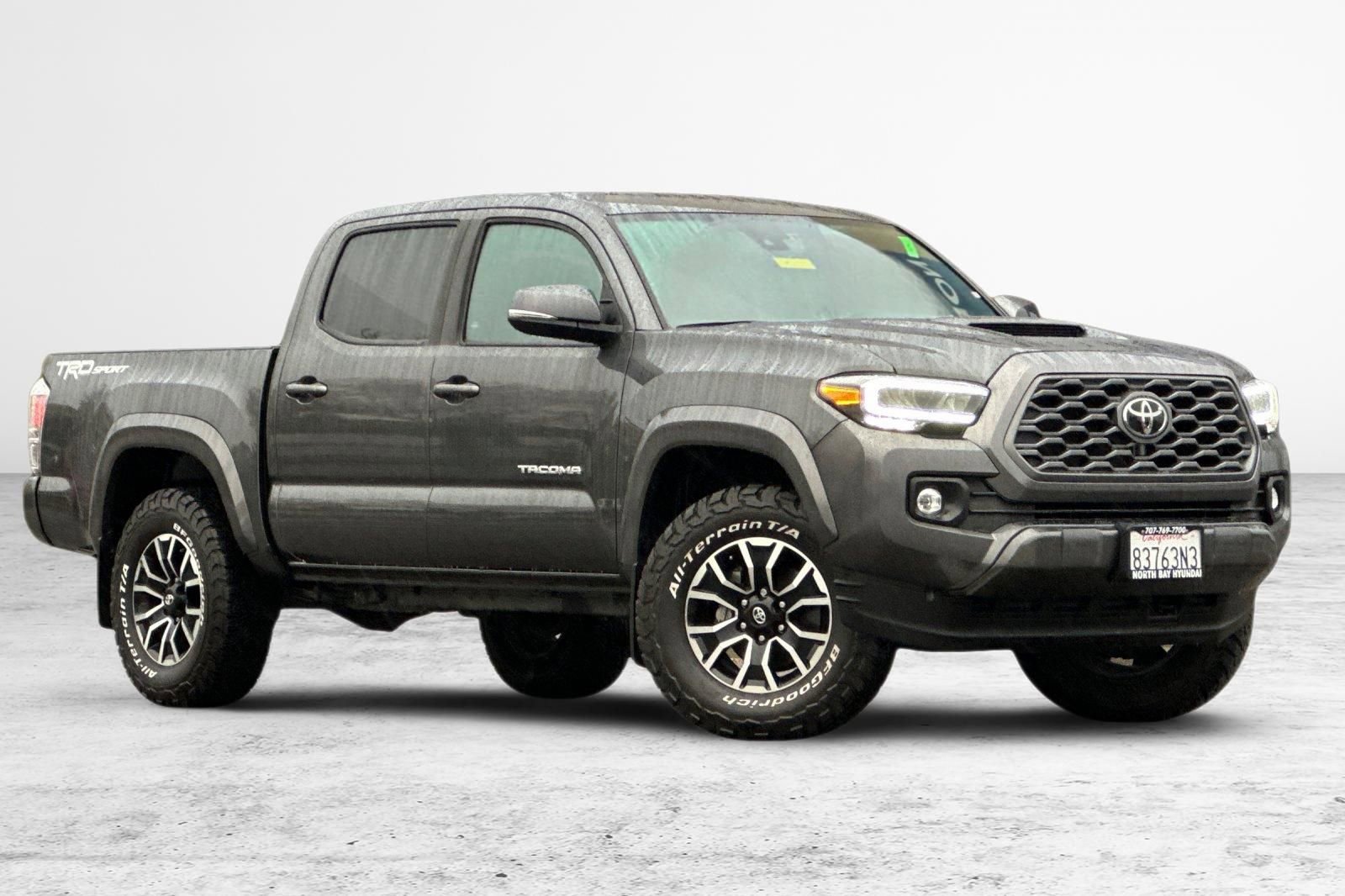 Used 2023 Toyota Tacoma TRD Sport image 2