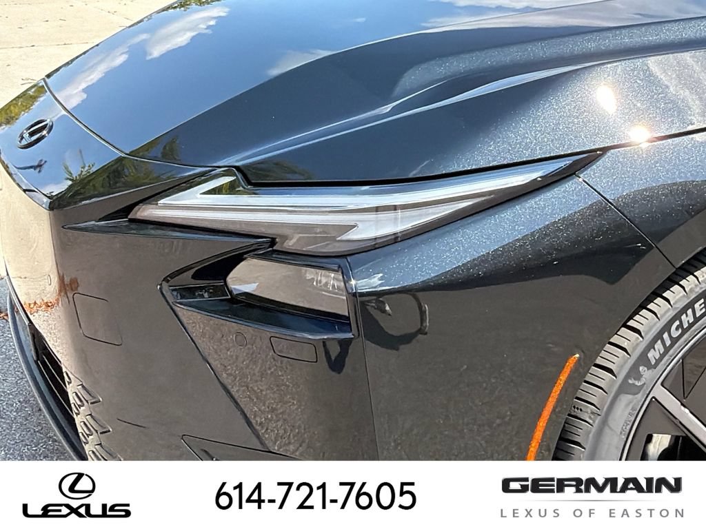 New 2026 Lexus ES 500e AWD/4WD image 13