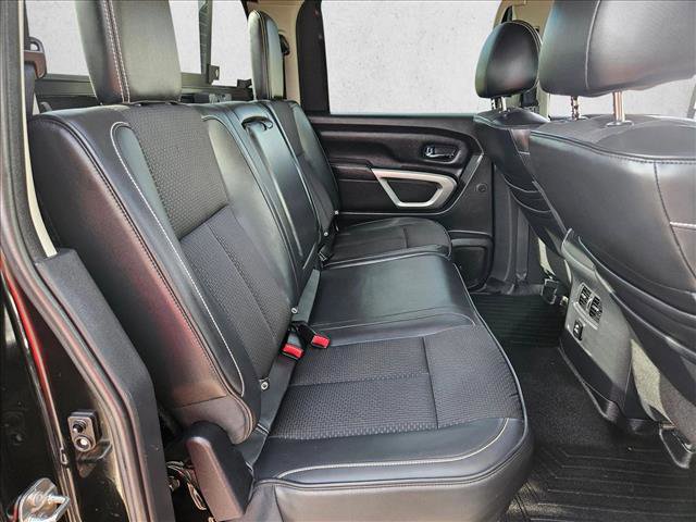 Used 2017 Nissan Titan PRO-4X AWD/4WD image 22