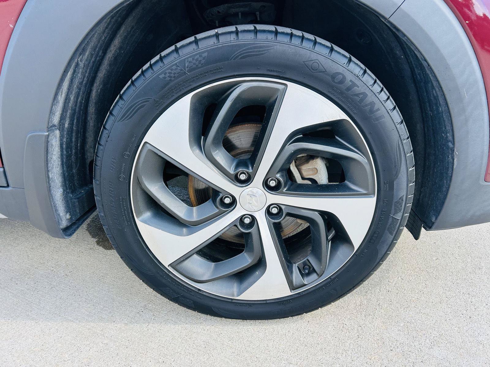 Used 2018 Hyundai Tucson Value w/ Cargo Package AWD/4WD image 39