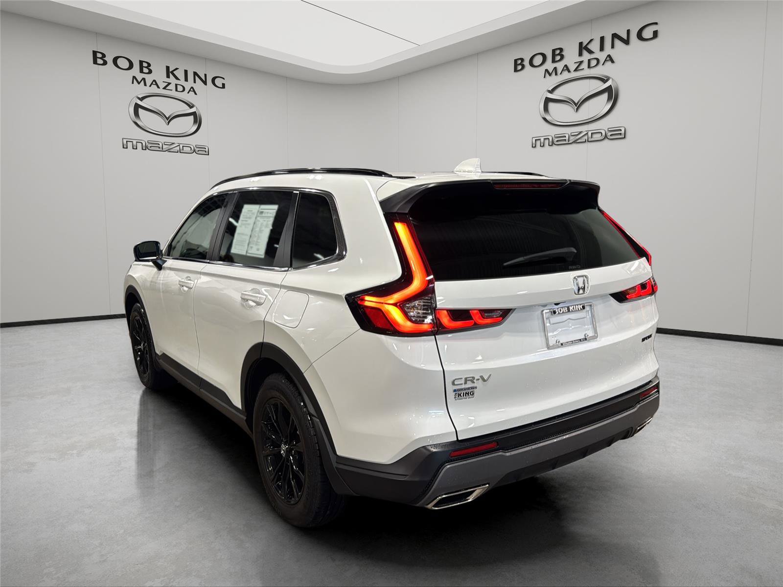 Used 2023 Honda CR-V Sport image 3