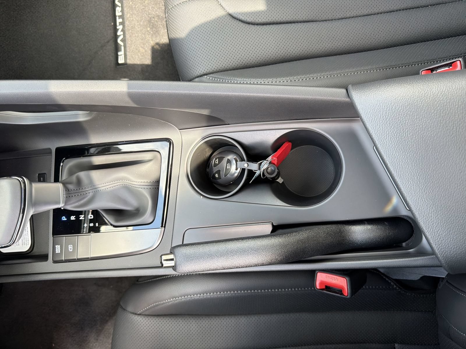 New 2026 Hyundai Elantra SEL Sport FWD image 21