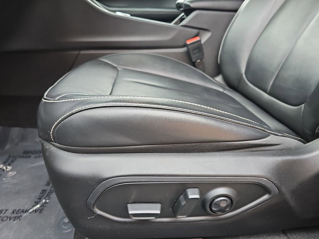 Certified 2021 Jeep Grand Cherokee L Limited image 31