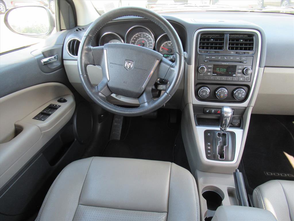 Used 2011 Dodge Caliber Uptown image 12