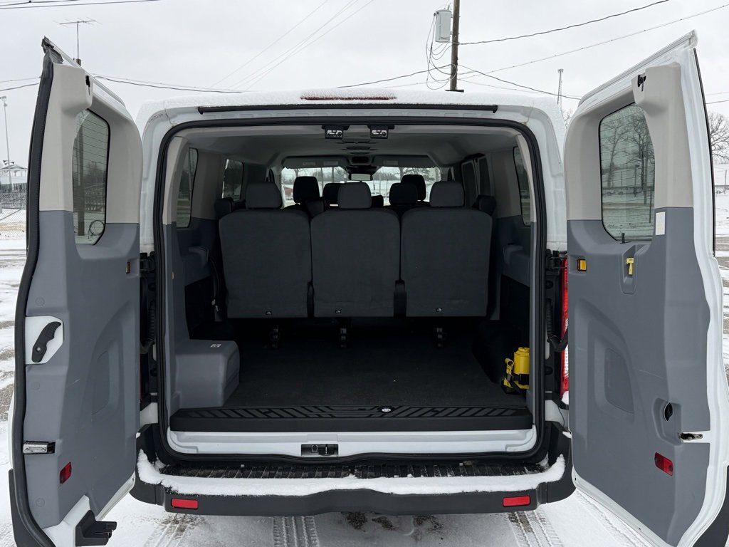 Used 2015 Ford Transit 150 XLT image 20