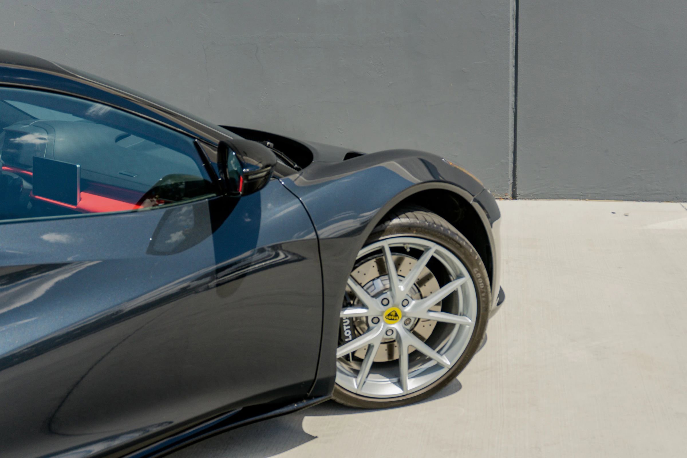 Used 2024 Lotus Emira First Edition image 40