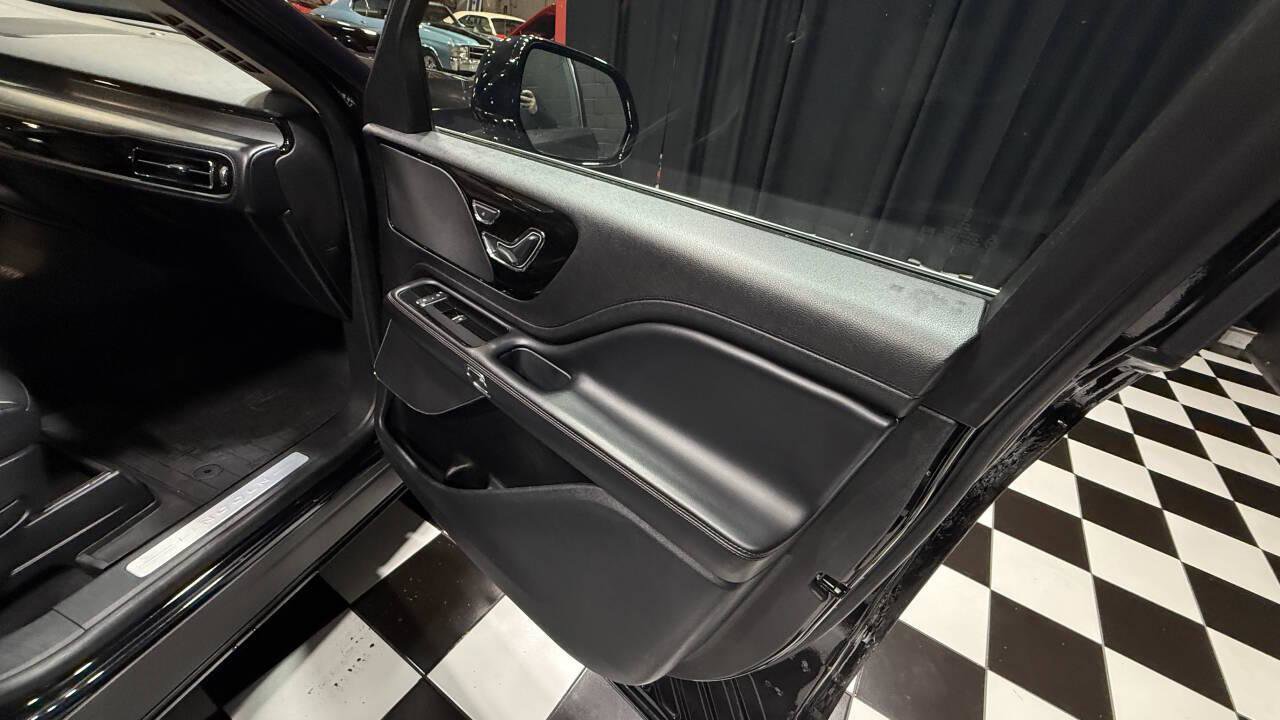 Used 2021 Lincoln Aviator AWD image 52