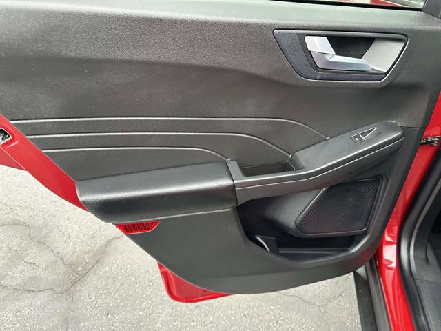 Used 2023 Ford Escape ST-Line w/ Tech Pack #1 AWD/4WD image 11