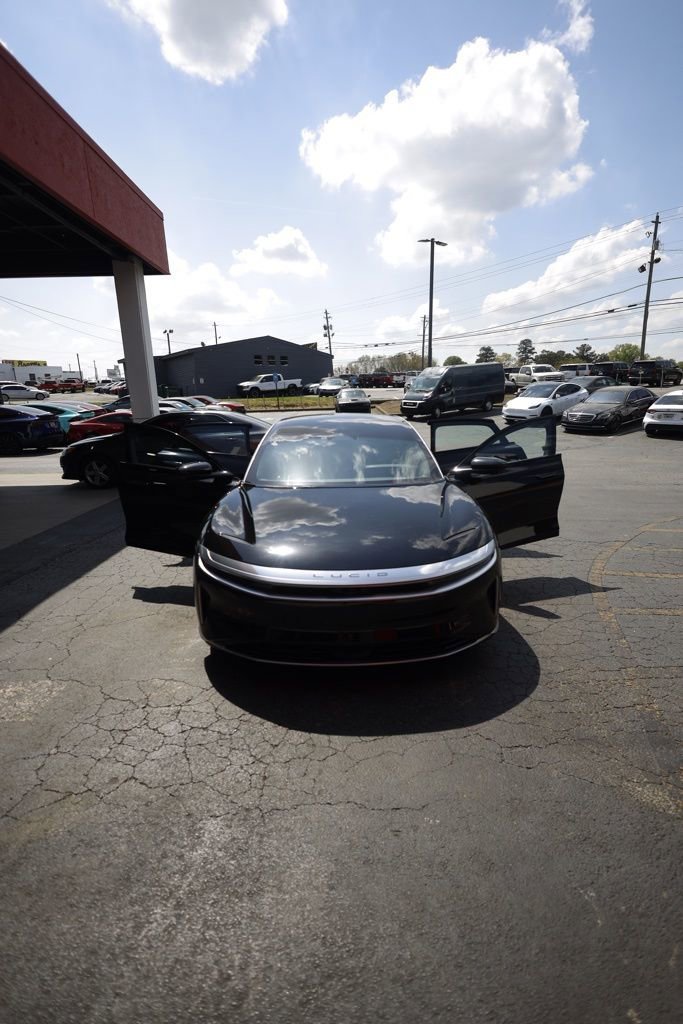 Used 2023 Lucid Air Touring image 4