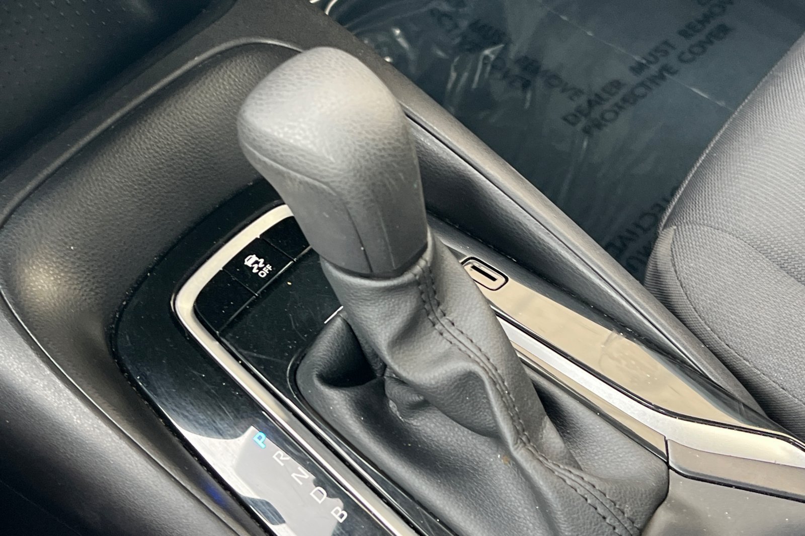 Used 2025 Toyota Corolla LE FWD image 23