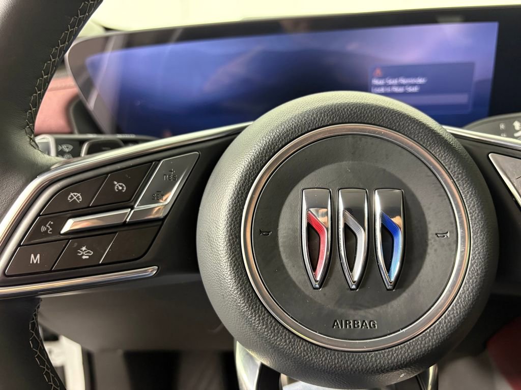 Used 2025 Buick Envision Sport Touring image 24