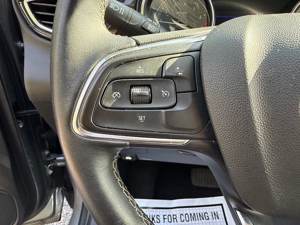 Used 2023 Buick Encore GX Select FWD image 25