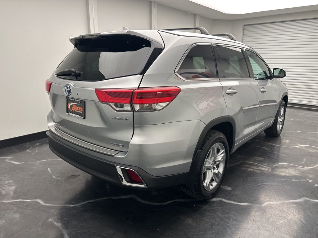 Used 2019 Toyota Highlander Limited image 3