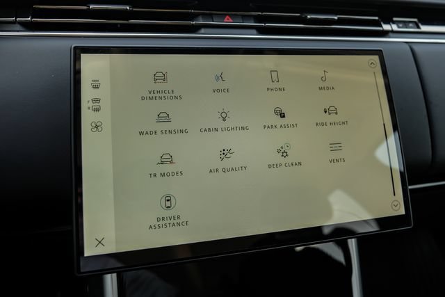 New 2026 Land Rover Range Rover SE AWD/4WD image 42