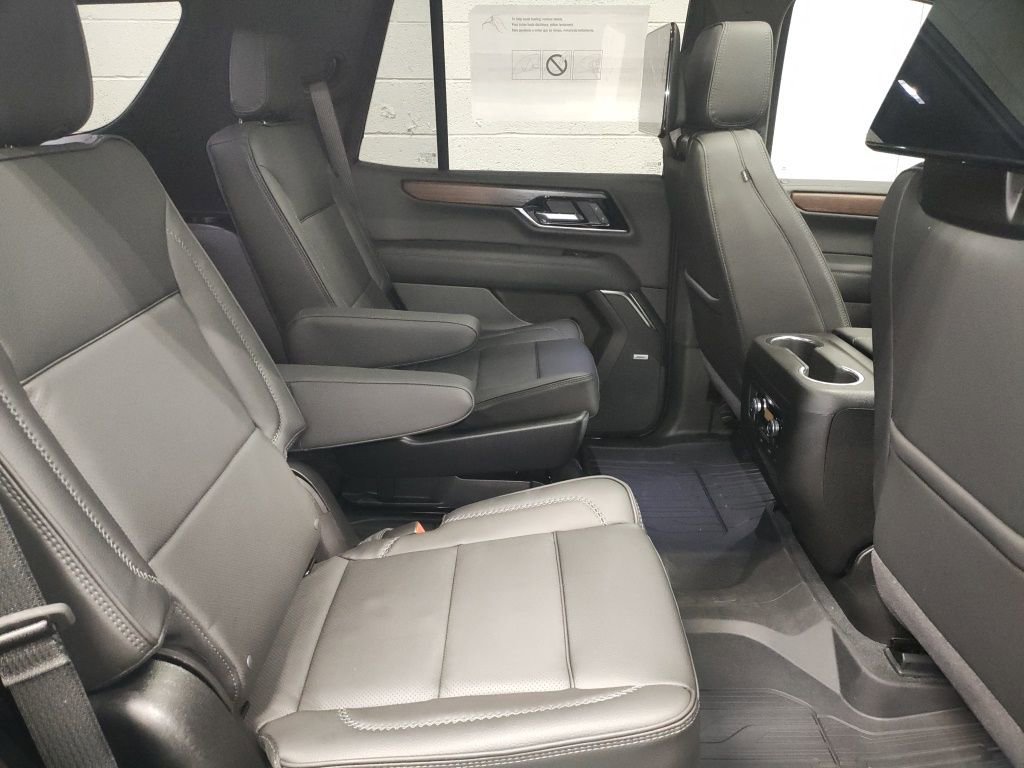 New 2026 GMC Yukon Denali w/ Denali Reserve Package image 12
