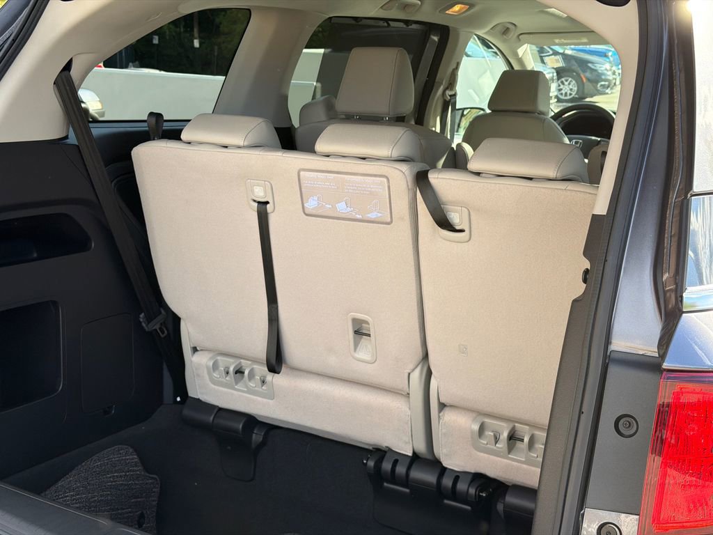 Certified 2026 Honda Odyssey EX-L image 8