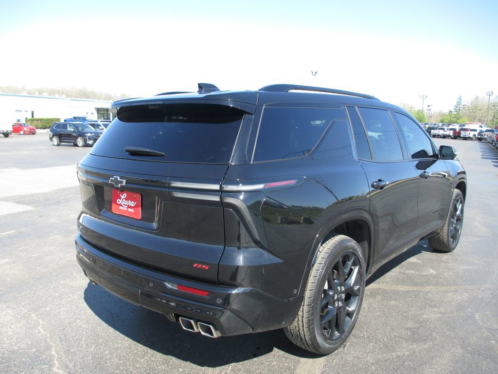 Used 2024 Chevrolet Traverse RS w/ LPO, Floor Liner Package image 6