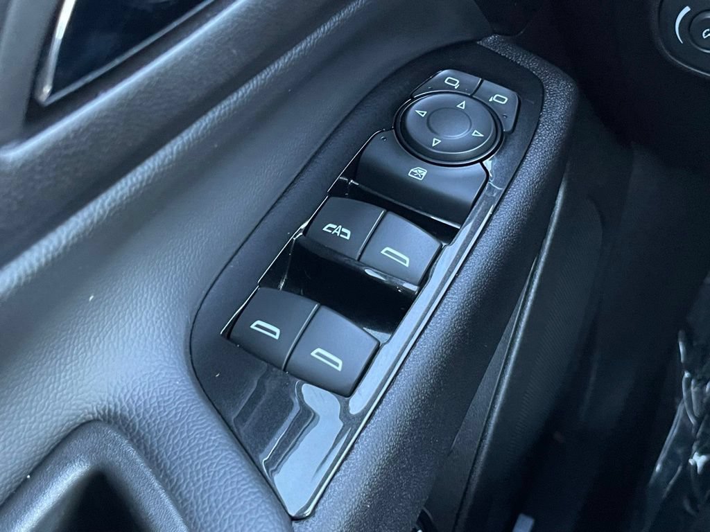 Used 2024 Chevrolet Equinox Premier AWD/4WD image 12